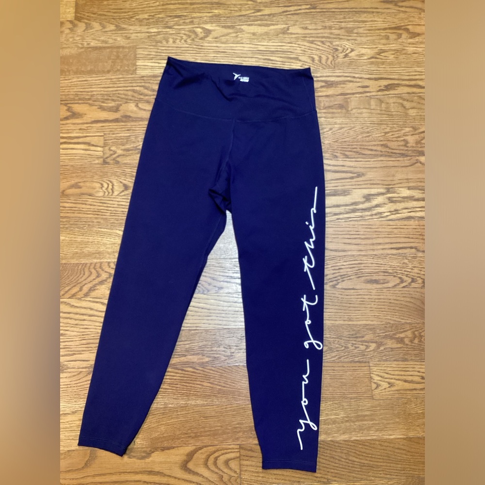 Old Navy Active graphic leggings. Navy. Size large
